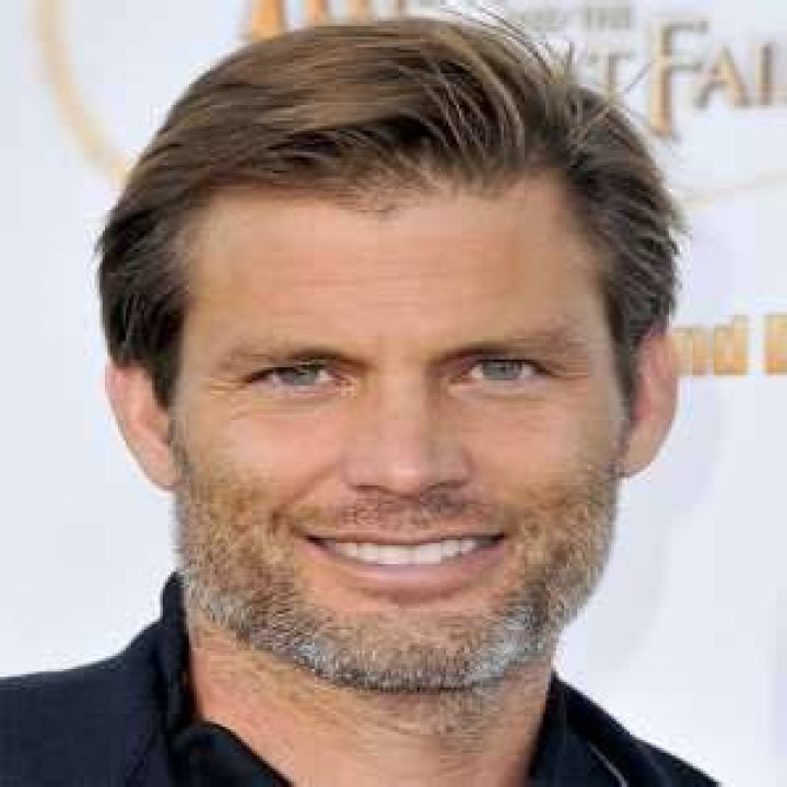Casper Van Dien Age, Weight, Height, Measurements