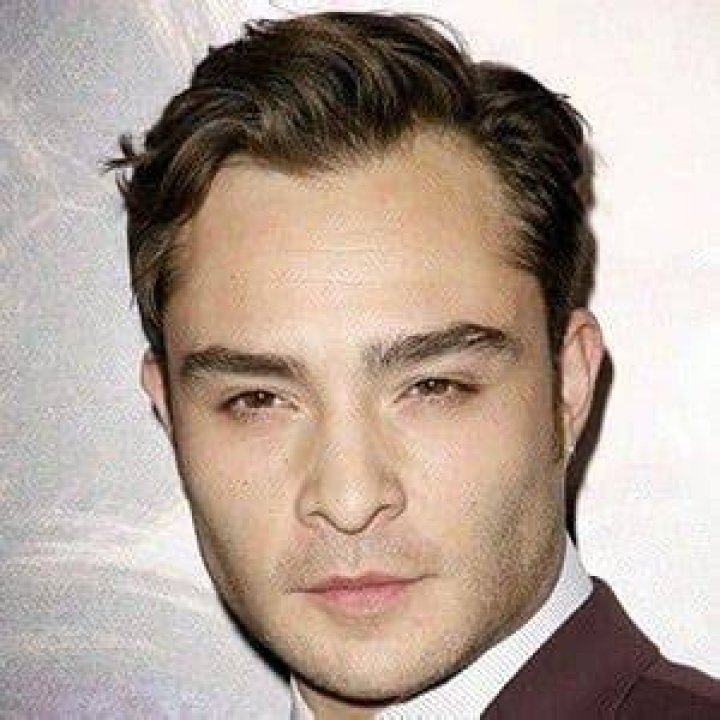 Ed Westwick Bra Size, Age, Weight, Height, Measurements