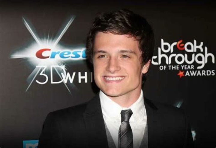 Josh Hutcherson Age, Weight, Height, Measurements