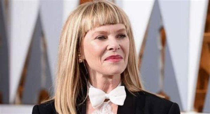 Kate Capshaw Bra Size, Age, Weight, Height, Measurements