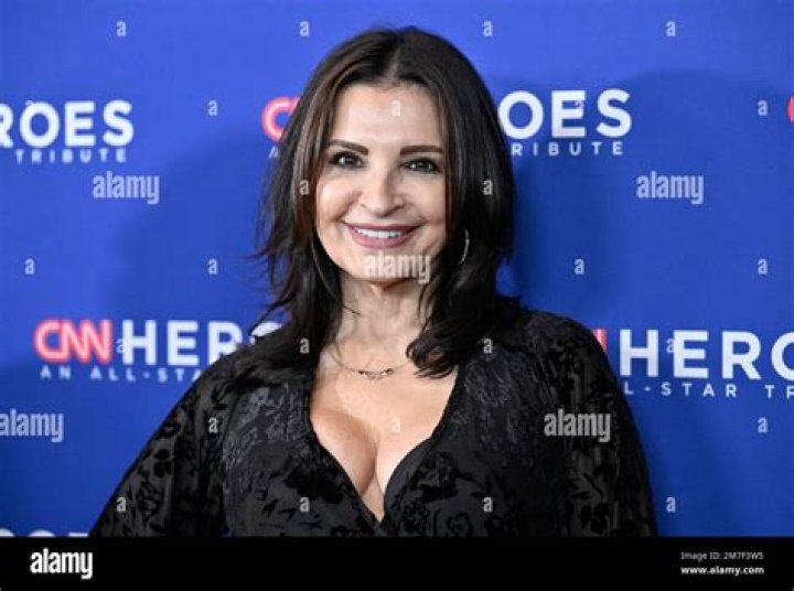 Kathrine Narducci Bra Size, Age, Weight, Height, Measurements