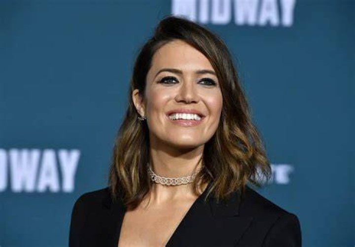 Mandy Moore Net Worth