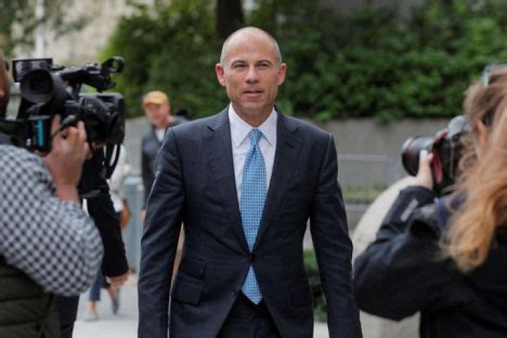 Michael Avenatti net worth: How much does Michael Avenatti make? 1 Michael Avenattia