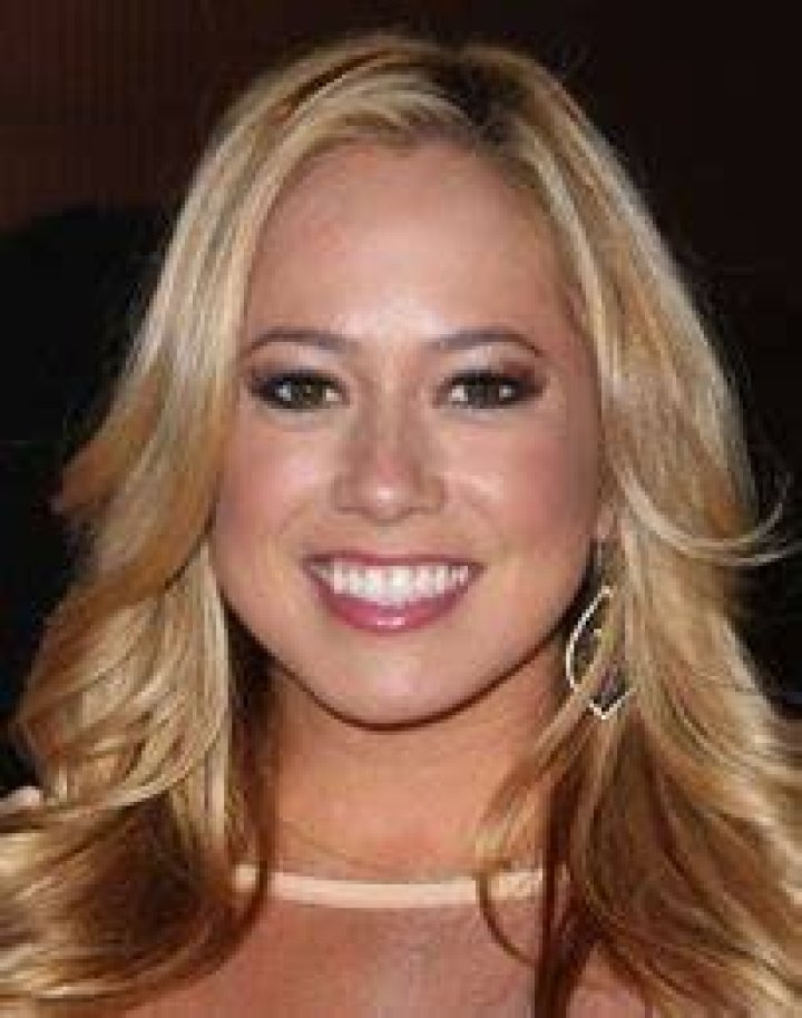 Sabrina Bryan Bra Size, Age, Weight, Height, Measurements