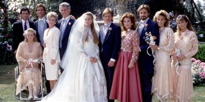 Unveiling The Connection: Johnny Flynn And Beatrice Minns