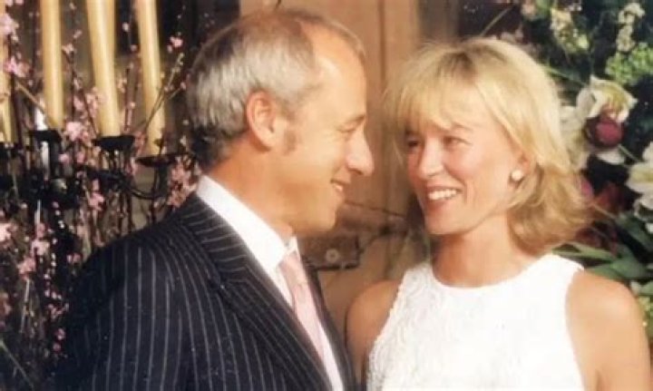 Unveiling The Life Of Mark Knopfler's First Wife